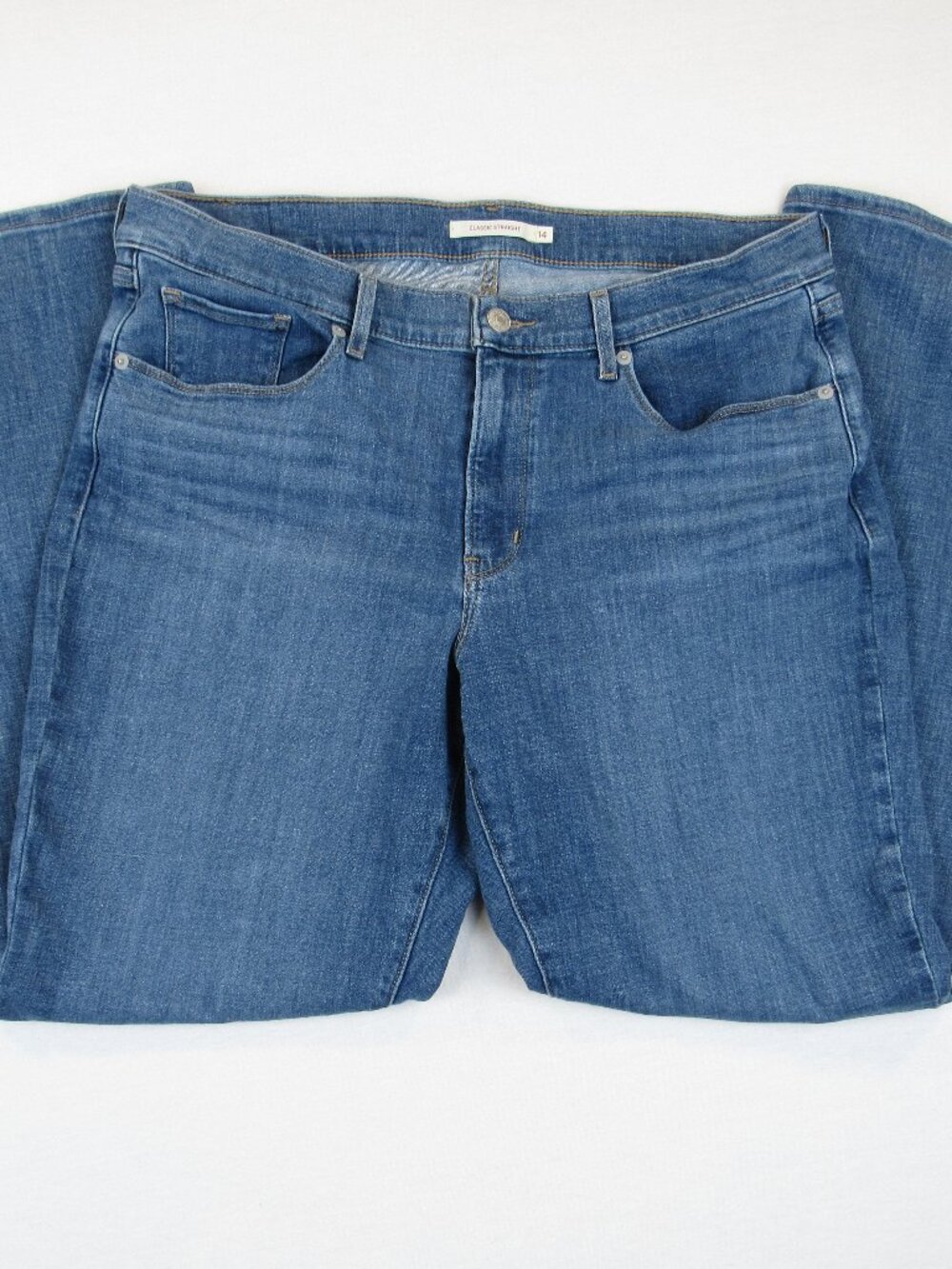 Levi Strauss & Co. Women's Size 14 M Blue Jean Classic Straight Denim Pant